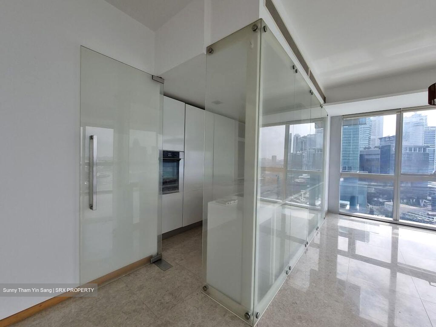 Marina Bay Residences (D1), Condominium #639429281
